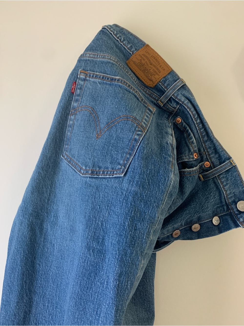 Levi’s Premium ‘big E’ ribcage jeans
